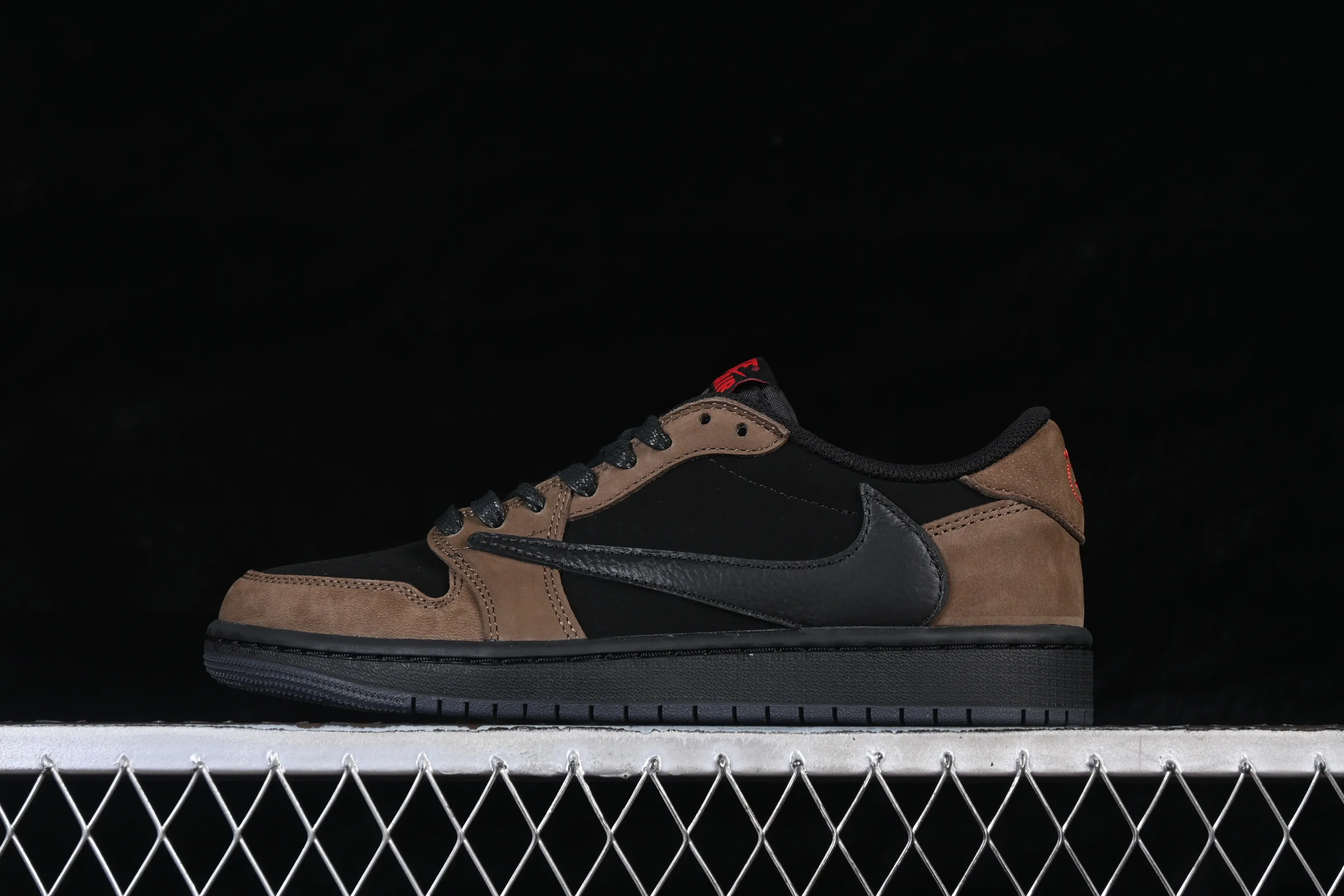 All Categories Air Jordan Jordan Series Basketball Shoes Air Jordan 1 Low High-end Customized Low-top Sneakers Travis Scott